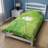 'Lucky Four-leaf Clover' Soft Velveteen Plush Blanket